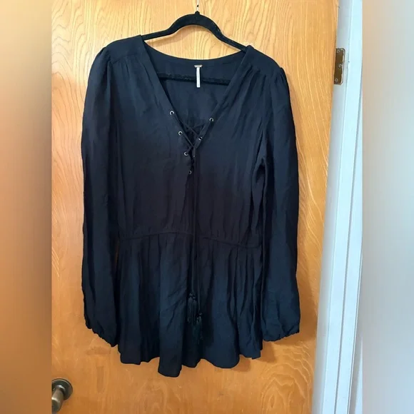 Free People black Lace-Up Tunic top M - Picture 2 of 10